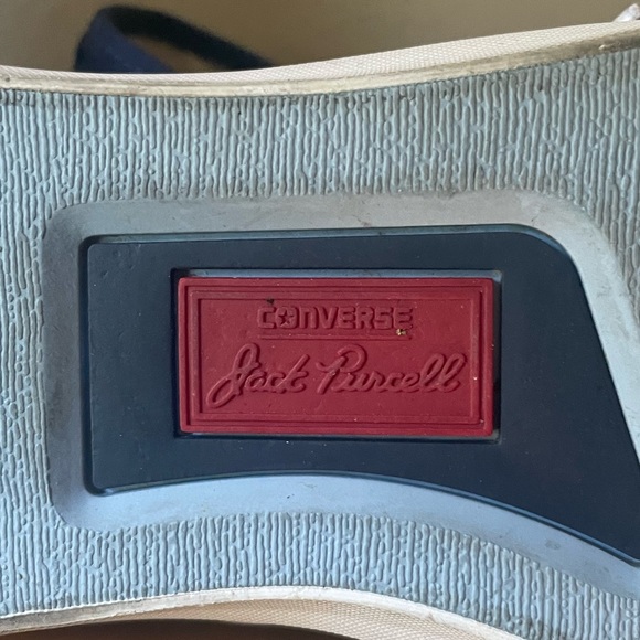 Blue Converse - Picture 4 of 4